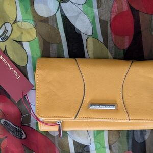 Enzo Angiolini Mustard Yellow Wallet